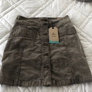 NWT! Prana Merrigan Skirt in “Mud”